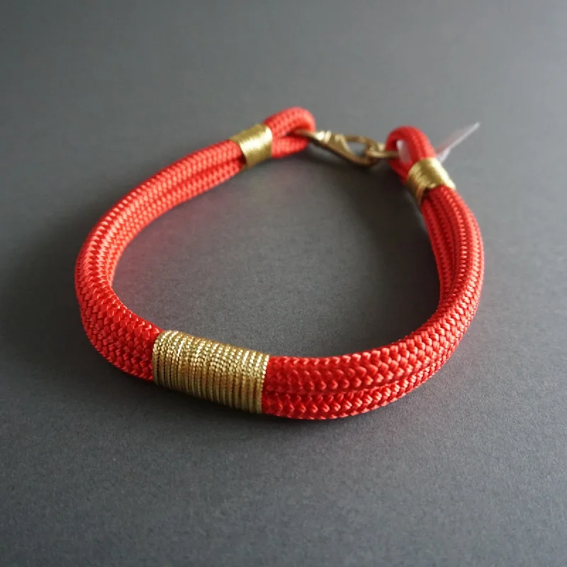 Rugged Wrist Hudson Dog Collar: Gold and Red Rope